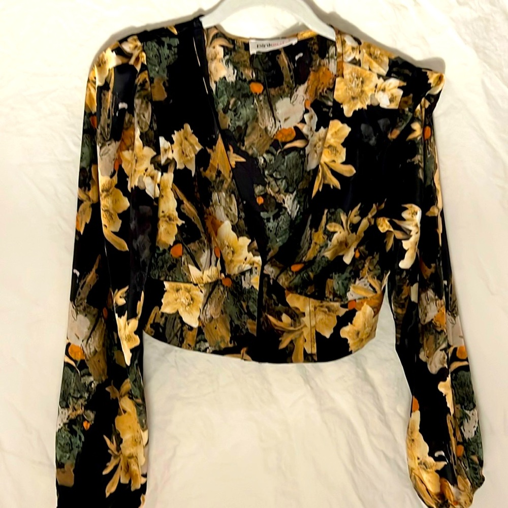 Pink Sofa Floral Blouse Crop Top